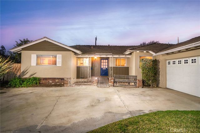 549 California, Claremont, CA 91711