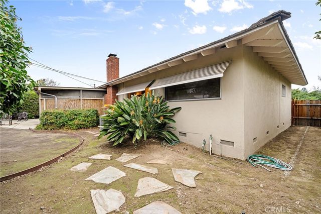 549 California, Claremont, CA 91711