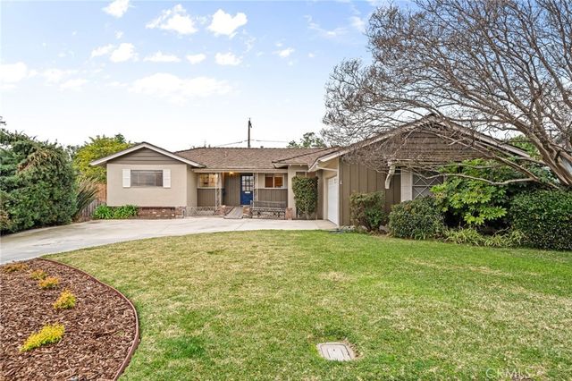 549 California, Claremont, CA 91711