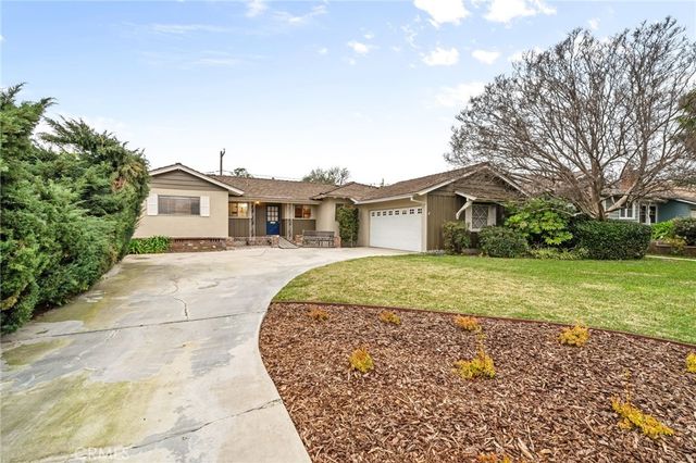 549 California, Claremont, CA 91711