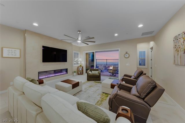 108 Amalfi Coast Way, Henderson, NV 89011
