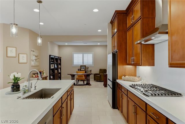 108 Amalfi Coast Way, Henderson, NV 89011