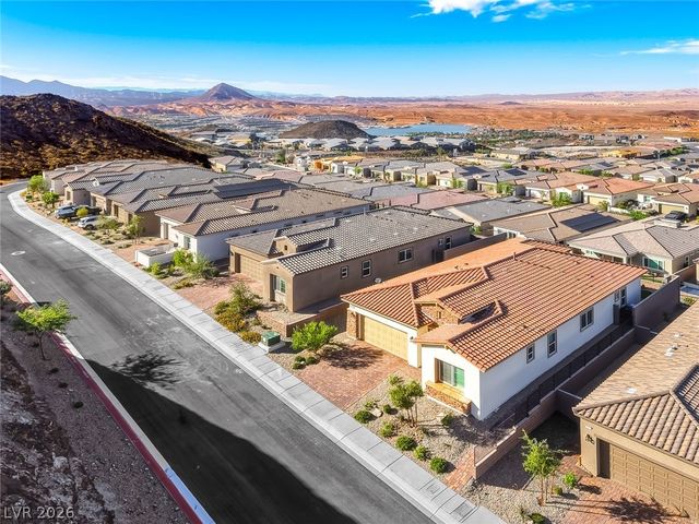 108 Amalfi Coast Way, Henderson, NV 89011