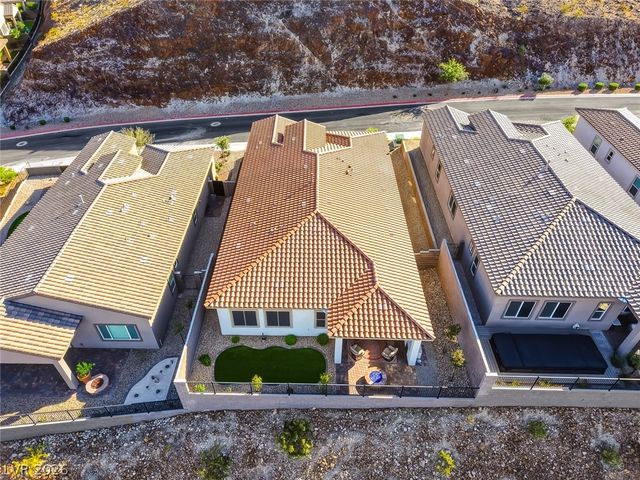 108 Amalfi Coast Way, Henderson, NV 89011