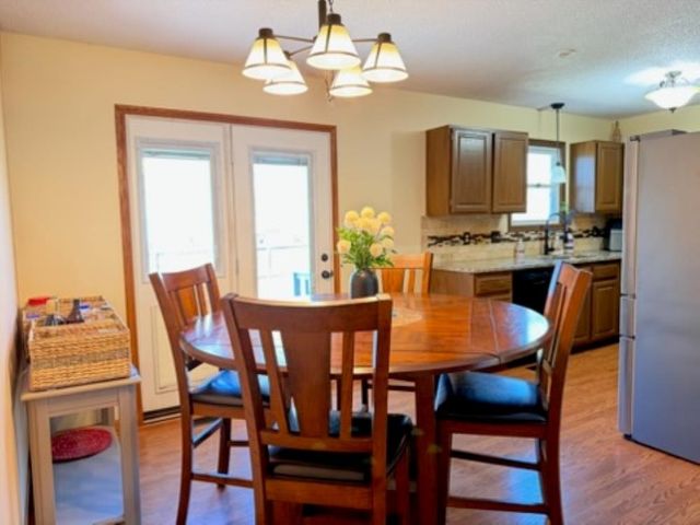 339 N Parkdale Ct, Wichita, KS 67212