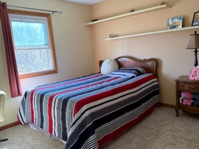 339 N Parkdale Ct, Wichita, KS 67212