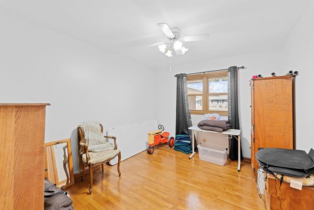 202 S Cherry St, Lindsborg, KS 67456