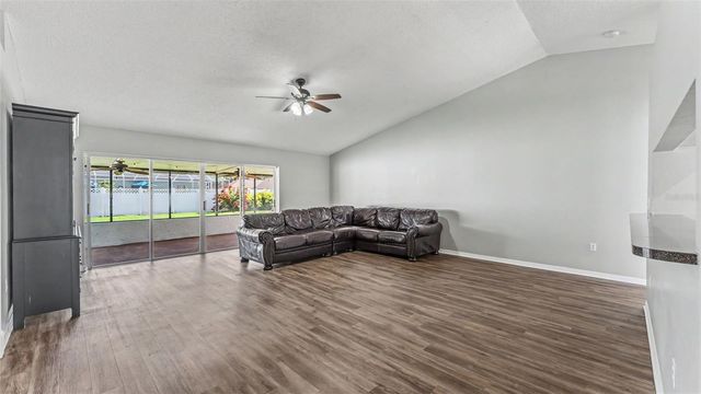 530 JESSANDA WAY, Lakeland, FL 33813