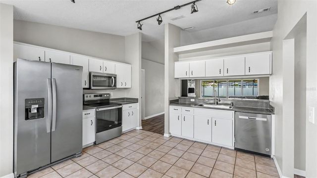 530 JESSANDA WAY, Lakeland, FL 33813