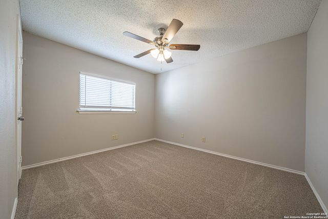 9546 Bending Crest, San Antonio, TX 78239