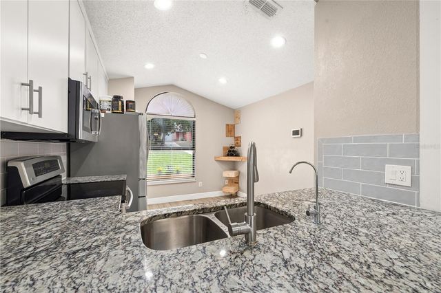 6613 CHANTRY STREET, Orlando, FL 32835