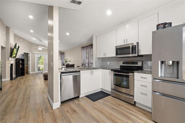 6613 CHANTRY STREET, Orlando, FL 32835