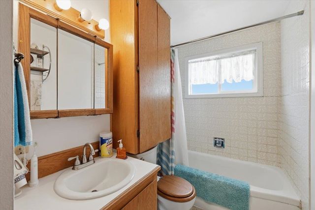 1211 E Garland Ave, Spokane, WA 99207