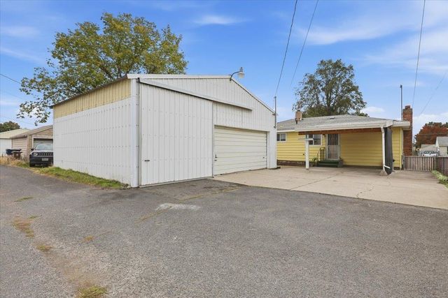 1211 E Garland Ave, Spokane, WA 99207