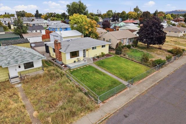 1211 E Garland Ave, Spokane, WA 99207