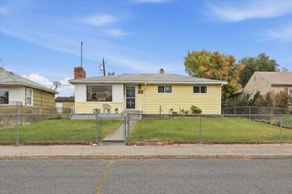 1211 E Garland Ave, Spokane, WA 99207
