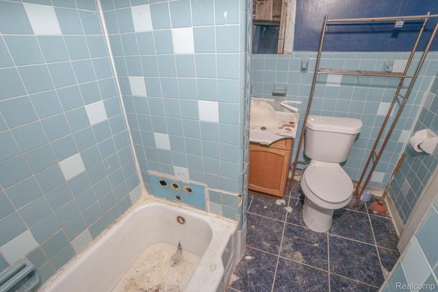 4336 Larchmont Street, Detroit, MI 48204