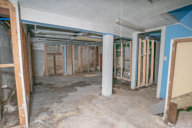 4336 Larchmont Street, Detroit, MI 48204