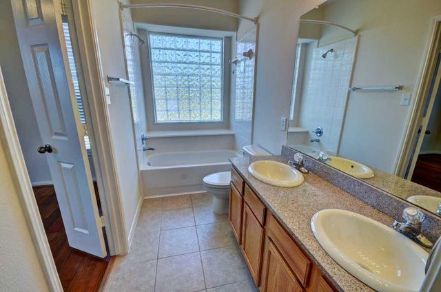 6607 Lake Woodlands Drive 531, The Woodlands, TX 77382