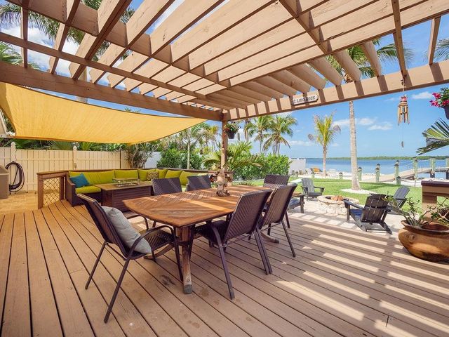 3 MICHIANA PLACE, Terra Ceia, FL 34250
