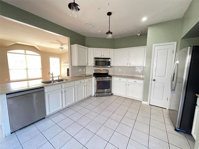 7008 Auckland DR, Austin, TX 78749