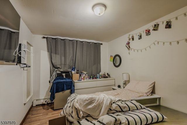 550 Ferry St, Newark City, NJ 07105