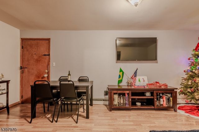 550 Ferry St, Newark City, NJ 07105