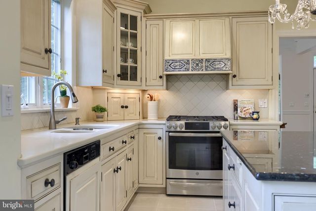 3270 BRIARWOOD BLVD, Lancaster, PA 17601