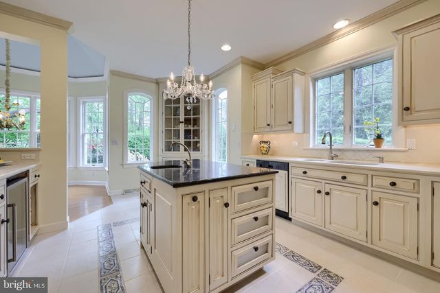 3270 BRIARWOOD BLVD, Lancaster, PA 17601