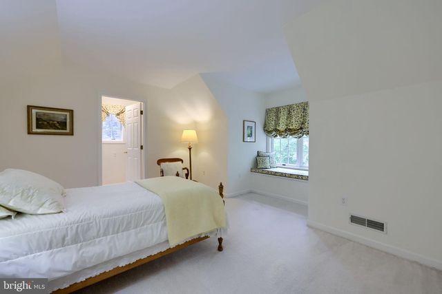 3270 BRIARWOOD BLVD, Lancaster, PA 17601