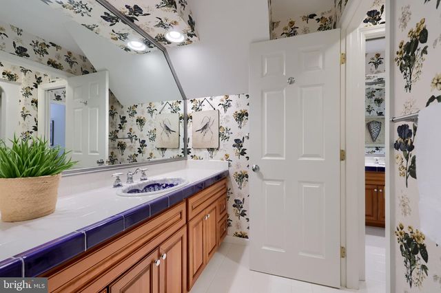 3270 BRIARWOOD BLVD, Lancaster, PA 17601