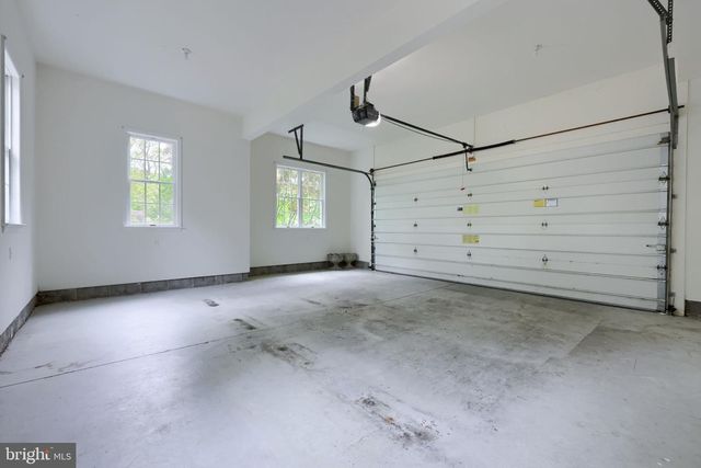 3270 BRIARWOOD BLVD, Lancaster, PA 17601