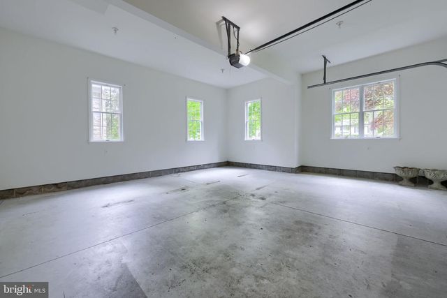 3270 BRIARWOOD BLVD, Lancaster, PA 17601