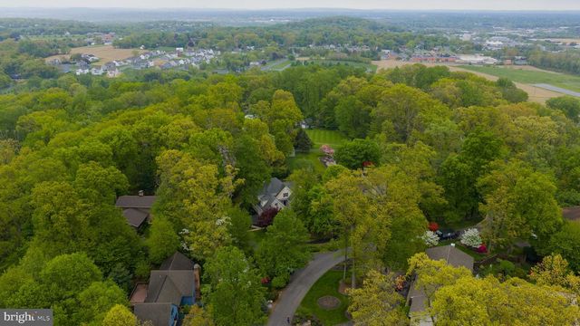 3270 BRIARWOOD BLVD, Lancaster, PA 17601