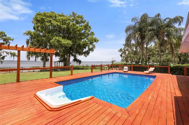 32749 LAKE EUSTIS DRIVE, Tavares, FL 32778