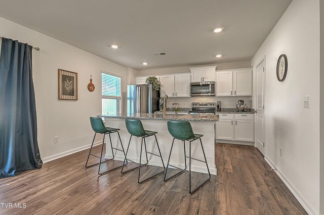 110 Crawford Circle, Bristol, TN 37620