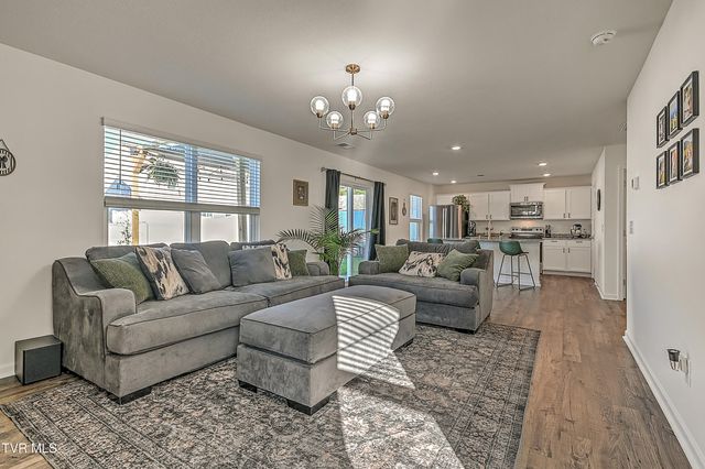 110 Crawford Circle, Bristol, TN 37620