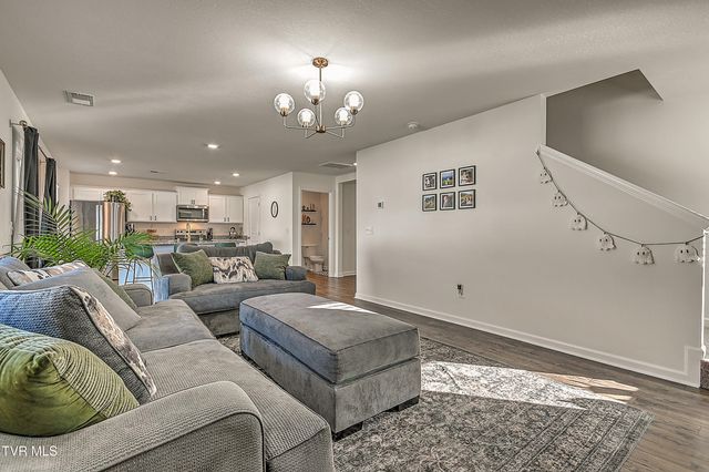 110 Crawford Circle, Bristol, TN 37620