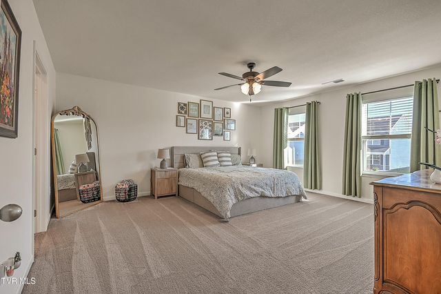 110 Crawford Circle, Bristol, TN 37620