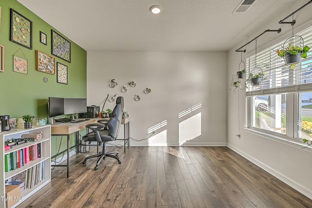 110 Crawford Circle, Bristol, TN 37620