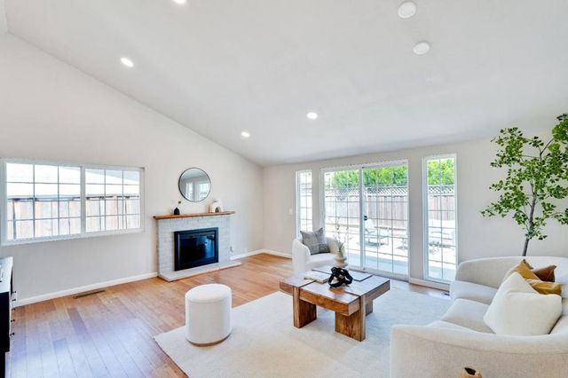 1755 Ravizza Avenue, Santa Clara, CA 95051