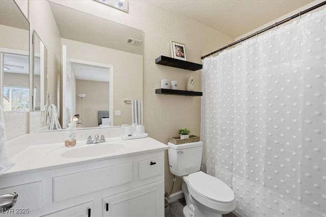 5677 African Lilly Court, Las Vegas, NV 89130