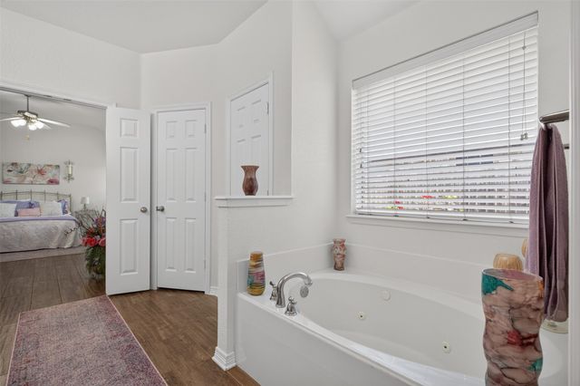 641 Carriage Lane, Saginaw, TX 76179