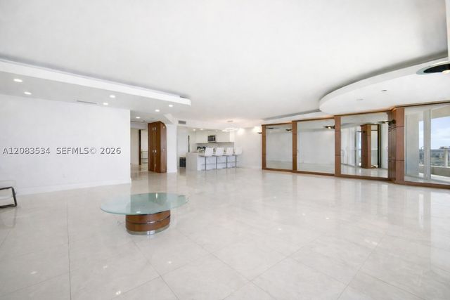 1717 N Bayshore Dr A-3354, Miami, FL 33132