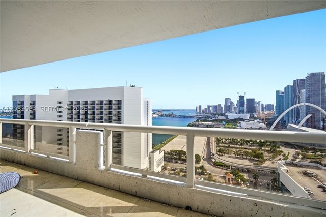 1717 N Bayshore Dr A-3354, Miami, FL 33132