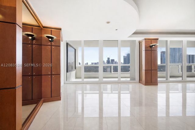 1717 N Bayshore Dr A-3354, Miami, FL 33132