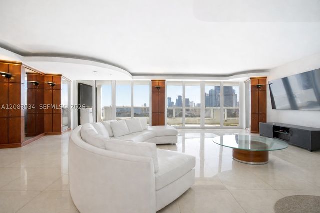 1717 N Bayshore Dr A-3354, Miami, FL 33132