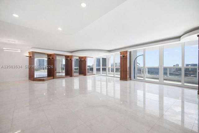 1717 N Bayshore Dr A-3354, Miami, FL 33132