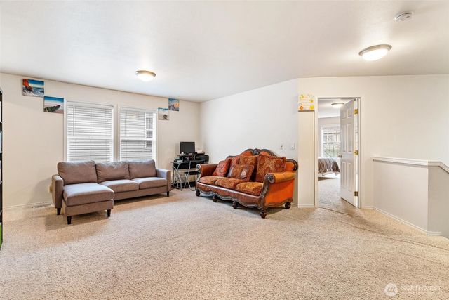 12509 SE 299th Place, Auburn, WA 98092