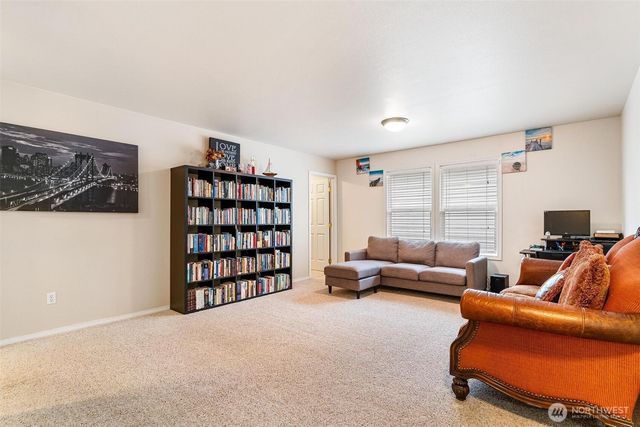 12509 SE 299th Place, Auburn, WA 98092